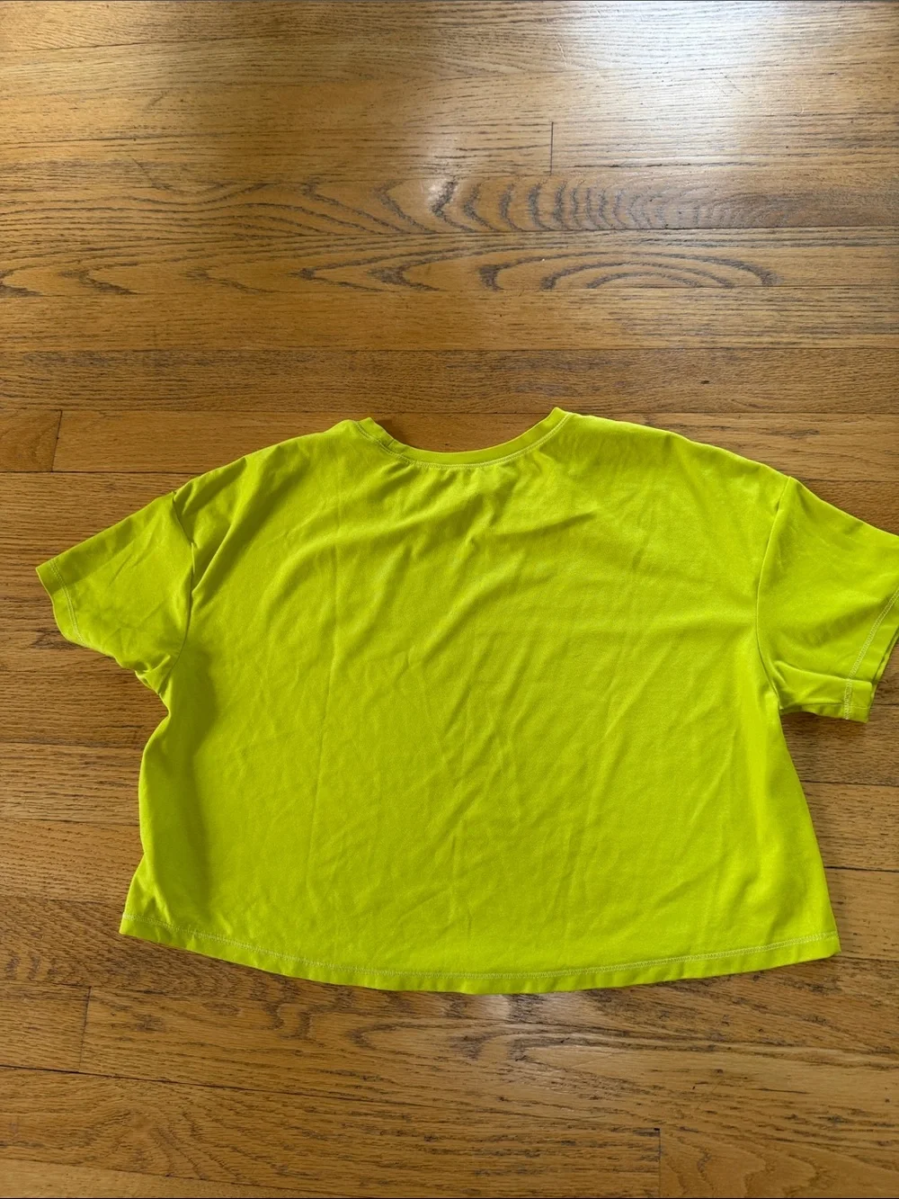 Girls  Old Navy Active crop tee
